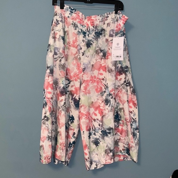 Athleta Savannah Bermuda Short Floral Print Size 2X - Picture 2 of 12